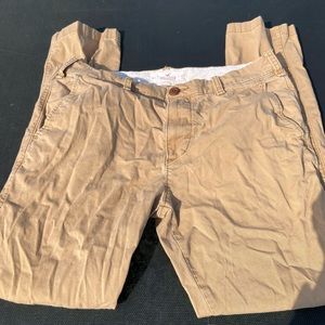 Hollister chinos